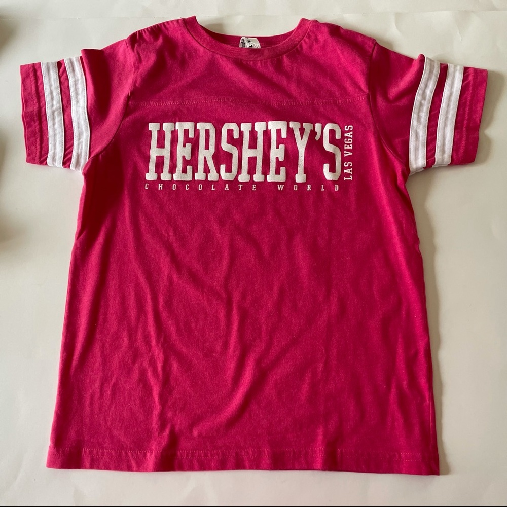 5:$25 Hershey’s World Vegas Tee Pink Size Youth Small